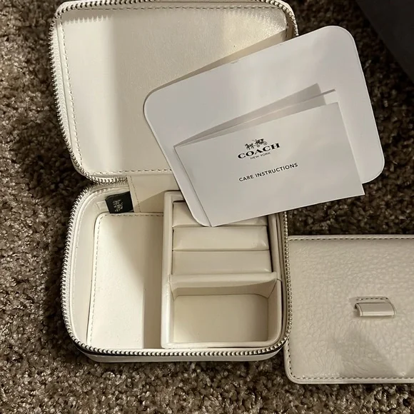 Authentic Coach Motif jewelry box.  NWT. - Picture 3 of 3